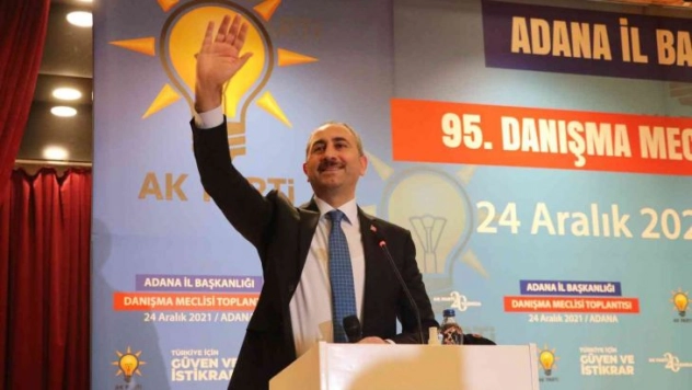 Bakan Gül: 'Türkiye krize girsin diye ellerini ovuşturanlar, avuçlarını yalayacak'