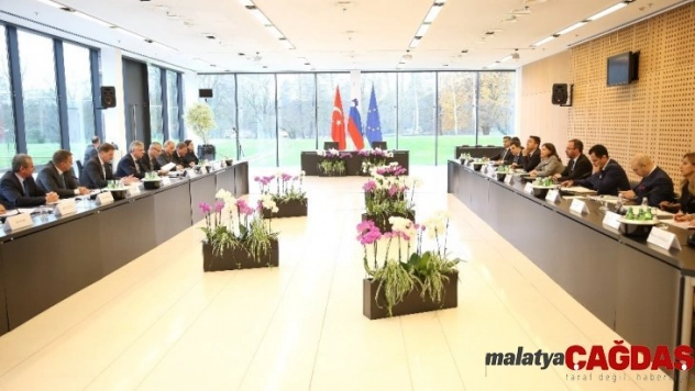 Bakan Kasapoğlu: 'Spor organizasyonlarını başarılı bir şekilde gerçekleştirebilme adına yüksek bir motivasyona sahibiz'