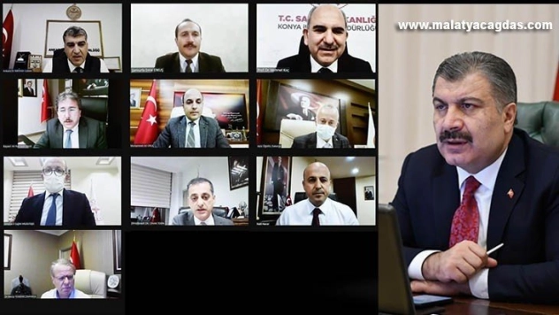 Bakan Koca 10 ilin sağlık müdürü ile görüştü