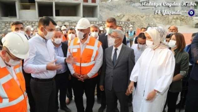 Bakan Kurum, Gelincik Tepesi'ndeki konutlar kısa sürede teslim edilecek