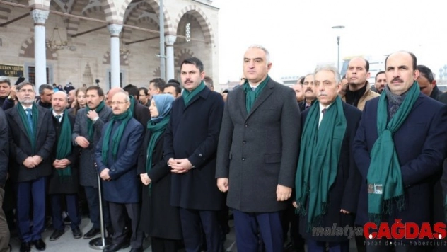 Bakan Kurum ve Bakan Ersoy 'Vefa Vakti' yürüyüşüne katıldı