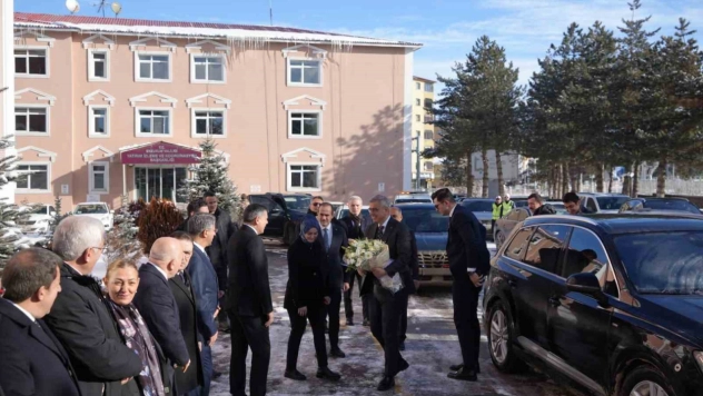 Bakan Memişoğlu: 'Neler yapacağımızı yerinde değerlendirmek için buradayız'