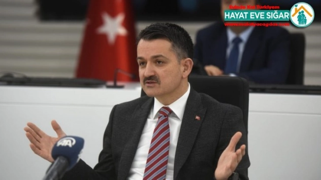 Bakan Pakdemirli, Antalya Tarım ve Orman sektör temsilcileriyle bir araya geldi