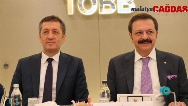 Bakan Selçuk: 'Okullarımızdaki dallar arasında örtüşmeyi sağlayamazsak burada sahici bir ekonomi - eğitim ilişkisi kuramayız'