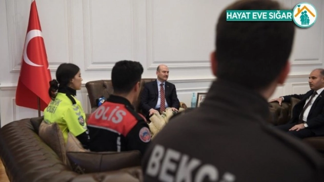 Bakan Soylu, Emniyet Teşkilatı'nı makamında kabul etti