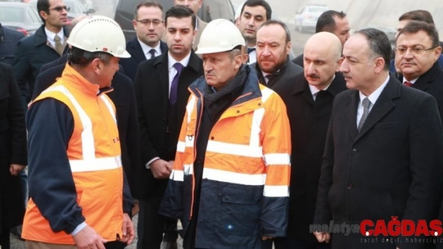 Bakan Turhan, Ankara-Sivas YHT hattını inceledi