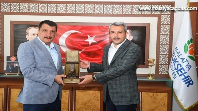 Bakan Yardımcısı Baydaş'tan Başkan Gürkan'a ziyaret Etti