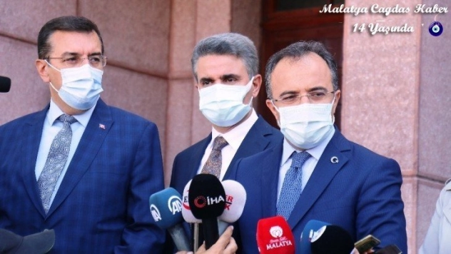 Malatya'da deprem sonrası yürütülen çalışmaları değerlendirdi