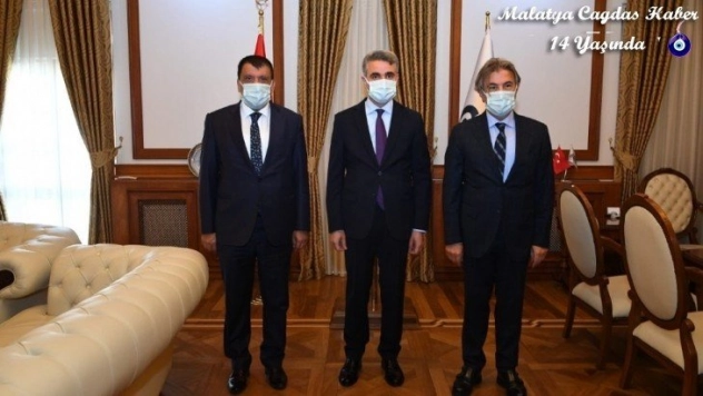 Bakan Yardımcısı Demircan'dan hasar gören camide inceleme