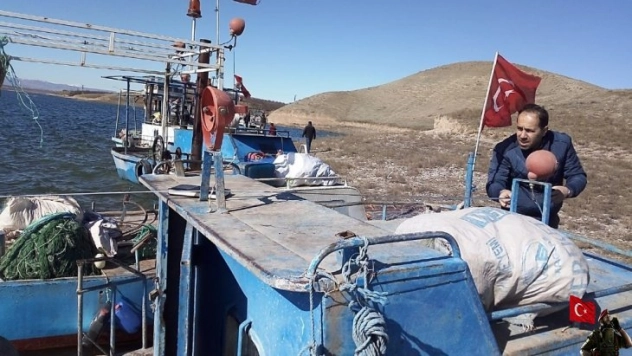 Balıkçı teknelerine denetim