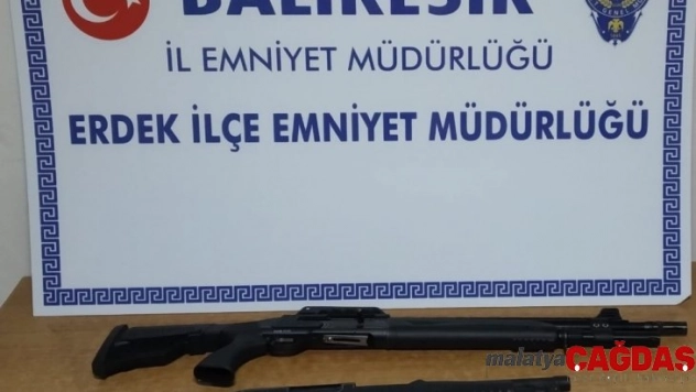 Balıkesir'de 8 silah ele geçirildi
