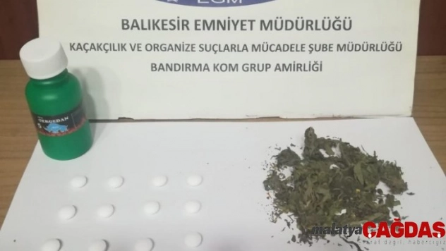 Balıkesir'de 8 uyuşturucu satıcısı yakalandı