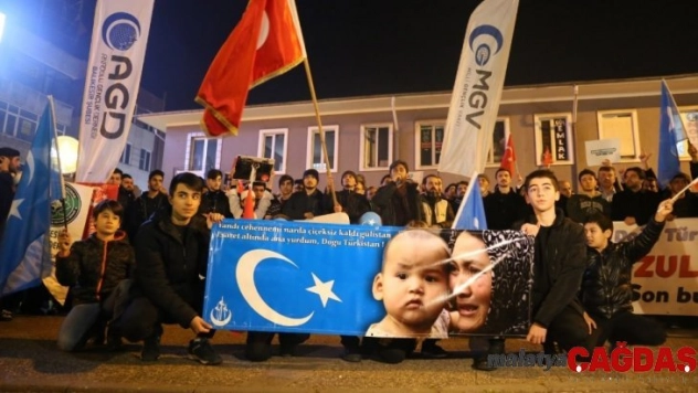 Balıkesir'de Doğu Türkistan için 'Sessiz Çığlık' yürüyüşü