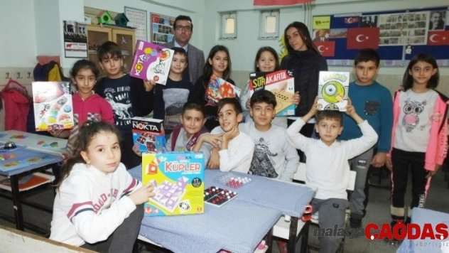 Balıkesir'de zeka oyunları teknoloji bağımlılığından uzaklaştırıyor