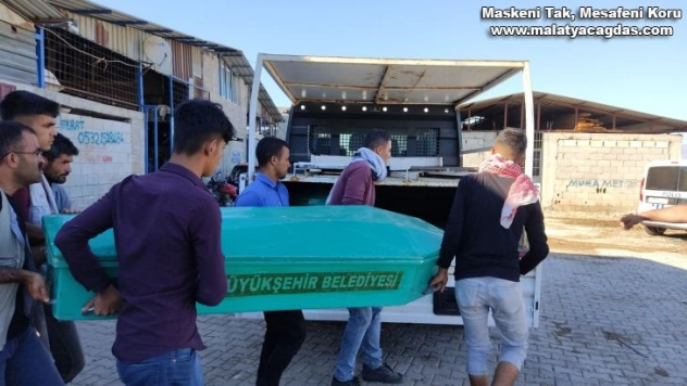 Barakada silahla vurulmuş halde ölü bulundu