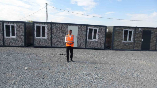 Deprem Sonrası Umut Oldu: Mikail Ünsal Kendi Konteyner Markasını Kurdu