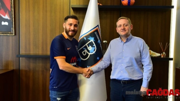 Başakşehir'de Tunay Torun ile yollar ayrıldı