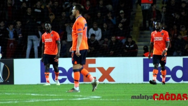 Başakşehir'in 3 maçlık galibiyet serisi sona erdi
