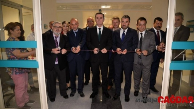 Başhekim Akdoğan'dan Başkan Ertuğrul Çetin'e plaket