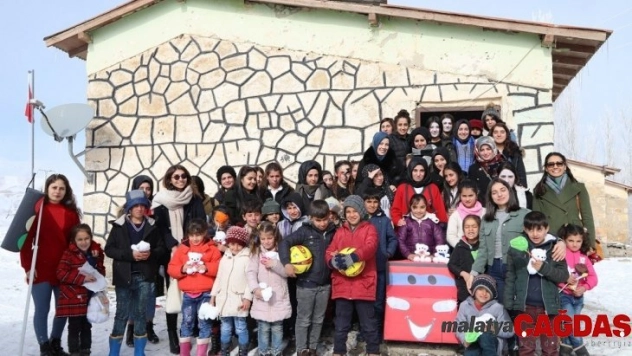 Başkale Belediyesinden 'Bir oyun bin tebessüm' projesi