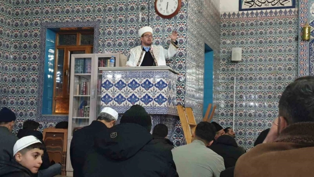 Başkale'de Regaip Kandili dualarla idrak edildi