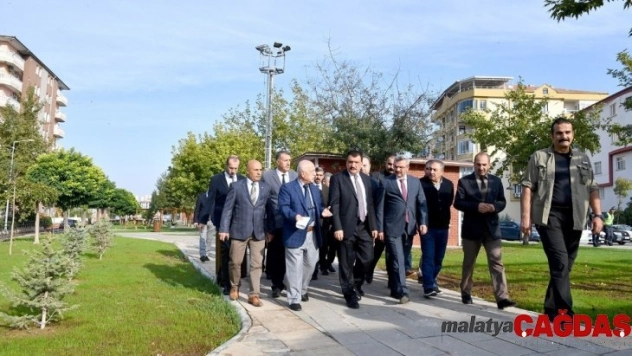Başkan  Gürkan İnönü Bölge Parkında inceleme yaptı