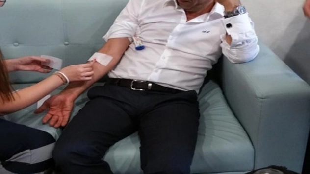 Başkan Adil Gevrek golün heyecanına dayanamadı