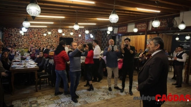 Başkan Akın gazetecilerle buluştu