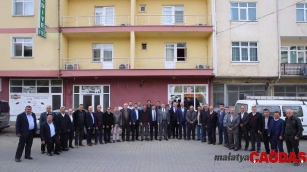 Başkan Akın köy muhtarları ve kooperatif başkanları ile bir araya geldi