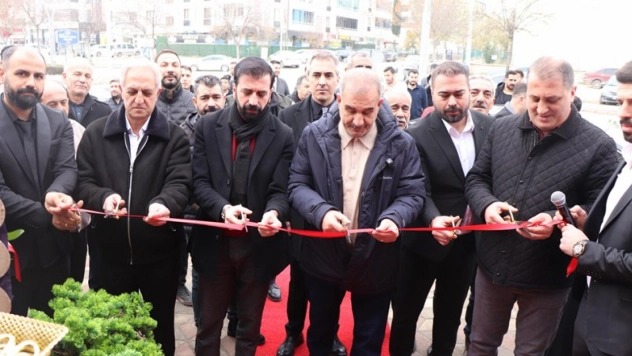 Başkan Alan İşyeri Açılışına Katıldı