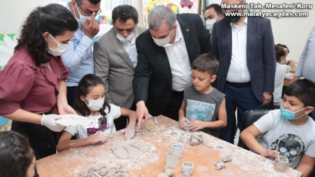 Başkan Beyazgül Halfeti'de temaslarda bulundu