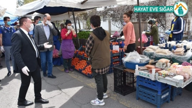 Başkan Beyoğlu kadın semt pazarında denetimlerde bulundu