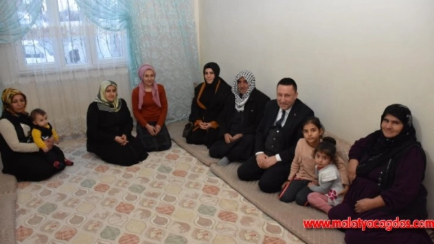 Başkan Beyoğlu, tek gözlü evde yaşayan mağdur aileye sahip çıktı