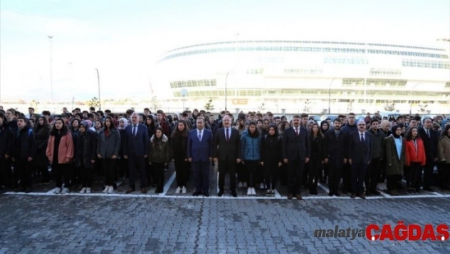 Başkan Bilgin, öğrencilerle bir araya geldi