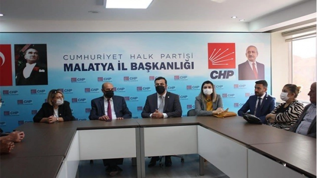 Başkan Bükte CHP Battalgazi İlçe Başkanı Ayzabar'ı Ziyaret Etti