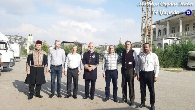 Başkan Çınar, Payitaht-Abdulhamid Dizi Setini Ziyaret Etti