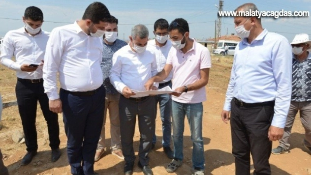 Başkan Çınar, yol çalışmalarını inceledi