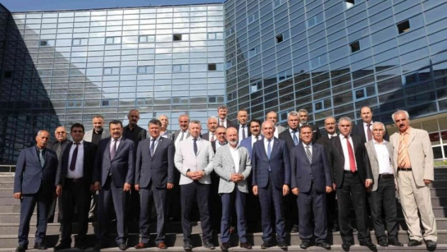 Başkan Çolakbayrakdar: 'Her zaman esnafımızın yanındayız'