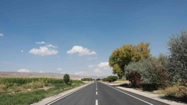 Başkan Çolakbayrakdar, 'Yatırımlarımızla yeni bir şehir kuruyoruz'