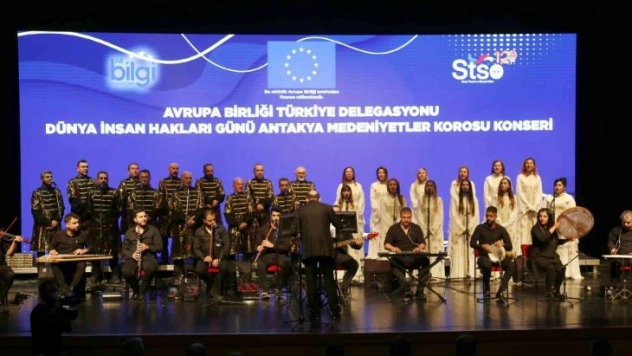 Başkan Eken: 'Antakya Medeniyetler Korosu birlik ve beraberliğin en güzel örneği'