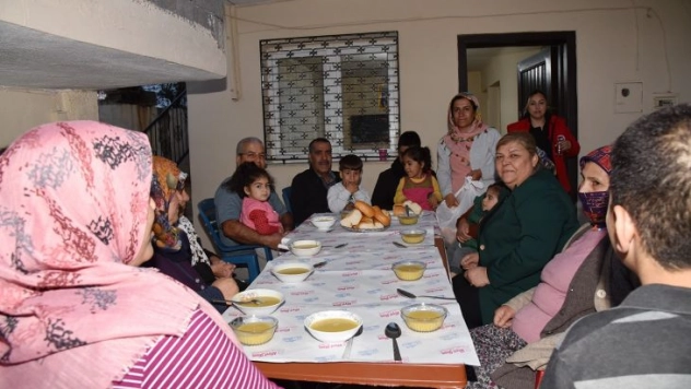 Başkan Erdem, iftarda Ceyhanlılarla buluşuyor