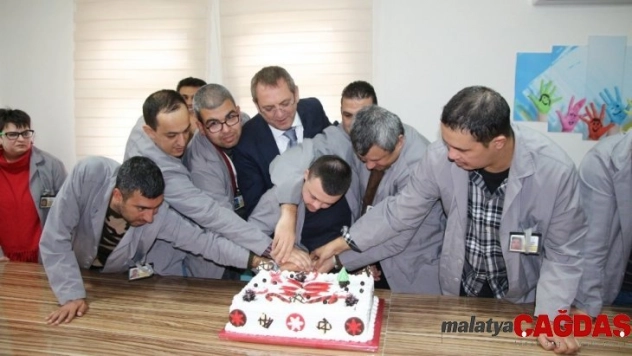 Başkan Ergin, engellilerle yılbaşı öncesinde tombala oynadı