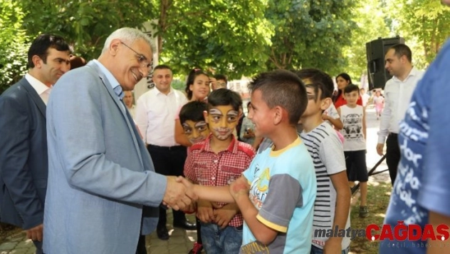 Başkan Güder çocuklarla bir araya geldi