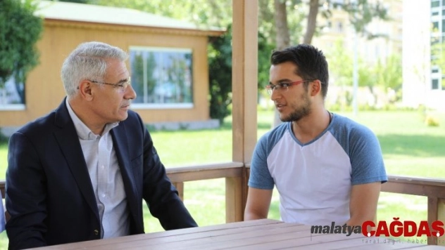 Başkan Güder, gençlerle biraraya geldi