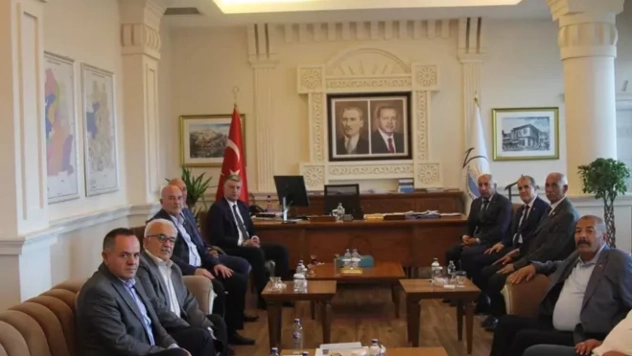 Başkan Güngöralp: Genel Sekreter Akhan'ı ziyaret Etti