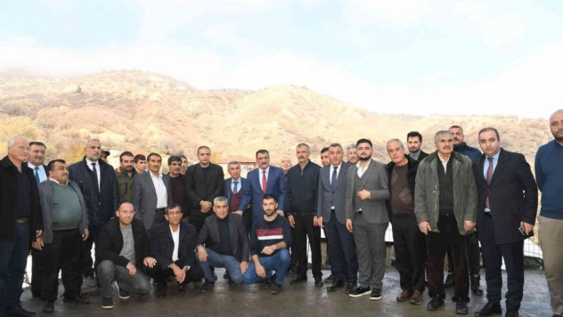 Başkan Gürkan, Akçadağ'da muhtarlar ile bir araya geldi