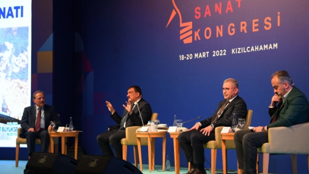 Başkan Gürkan, Belediye başkanları olarak şehirlerimizi aşkla gülistan yapmaya çalışıyoruz