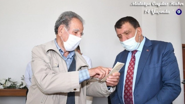 Başkan Gürkan'dan öğretmenlere övgü