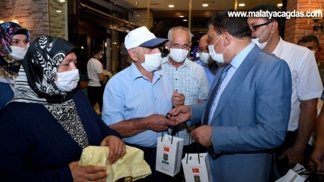 Başkan Gürkan, şehit ve gazi aileleriyle buluştu