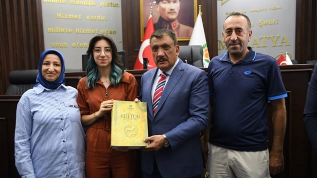 Başkan Gürkan, Şimdiki Nesil Ne Kadar İyi Yetiştirilirse Geleceğimiz O Kadar Aydınlık Olur